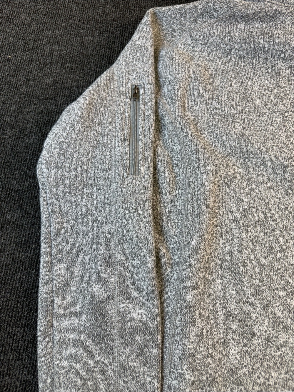 Patagonia Light Gray Women’s Half-Zip Fleece Pullover - Picture 5 of 8